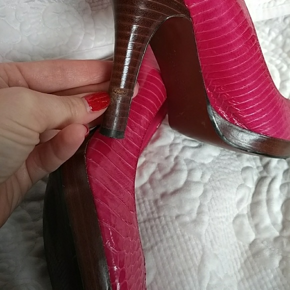 Gorgeous Ralph Lauren Pumps! - Picture 5 of 8